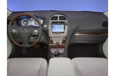 2011 Lexus ES 350 interior